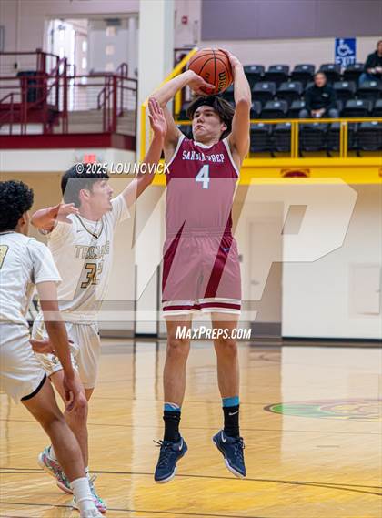 Thumbnail 2 in Sandia Prep vs. Mesa Vista (Braves Invite at Santa Fe Indian School) photogallery.