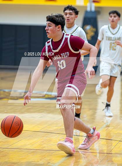 Thumbnail 2 in Sandia Prep vs. Mesa Vista (Braves Invite at Santa Fe Indian School) photogallery.