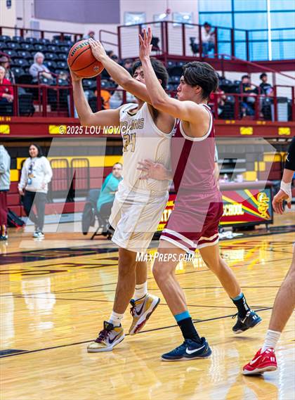 Thumbnail 1 in Sandia Prep vs. Mesa Vista (Braves Invite at Santa Fe Indian School) photogallery.