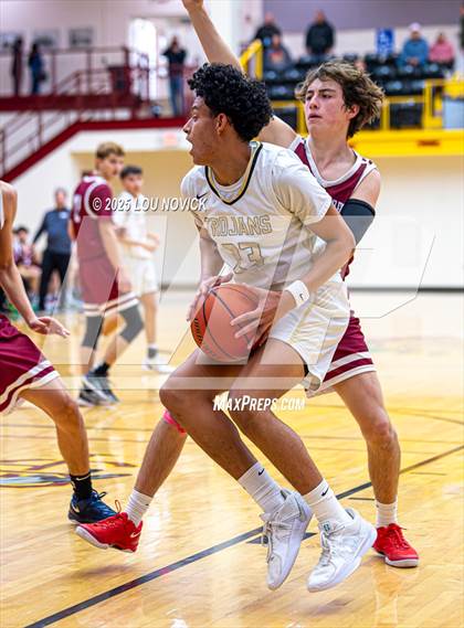 Thumbnail 3 in Sandia Prep vs. Mesa Vista (Braves Invite at Santa Fe Indian School) photogallery.