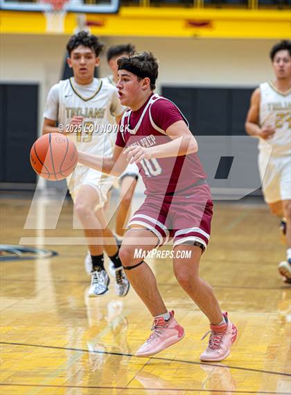 Thumbnail 2 in Sandia Prep vs. Mesa Vista (Braves Invite at Santa Fe Indian School) photogallery.