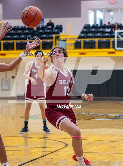 Thumbnail 1 in Sandia Prep vs. Mesa Vista (Braves Invite at Santa Fe Indian School) photogallery.