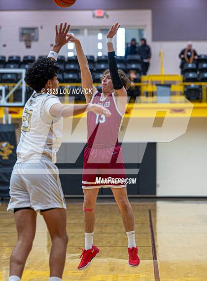 Thumbnail 3 in Sandia Prep vs. Mesa Vista (Braves Invite at Santa Fe Indian School) photogallery.