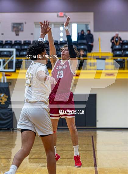 Thumbnail 1 in Sandia Prep vs. Mesa Vista (Braves Invite at Santa Fe Indian School) photogallery.