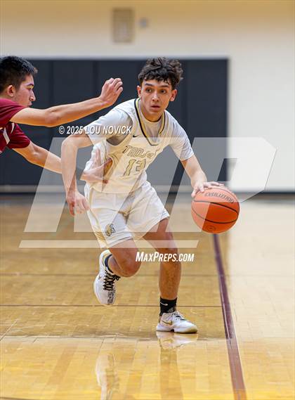 Thumbnail 1 in Sandia Prep vs. Mesa Vista (Braves Invite at Santa Fe Indian School) photogallery.