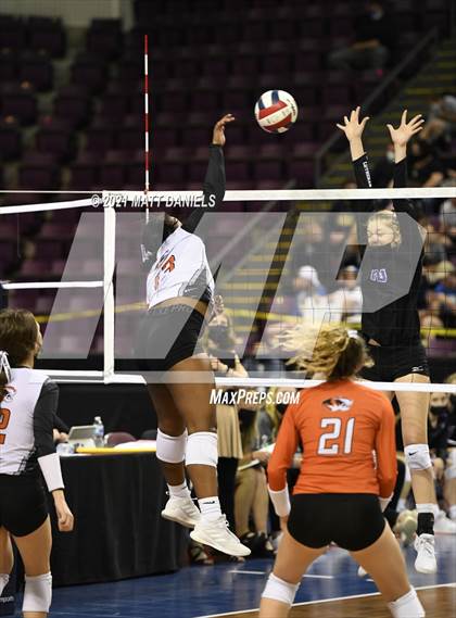 Thumbnail 1 in Lutheran @ Sterling (CHSAA 3A Playoff) photogallery.