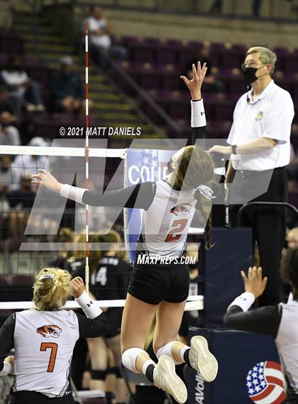 Thumbnail 3 in Lutheran @ Sterling (CHSAA 3A Playoff) photogallery.