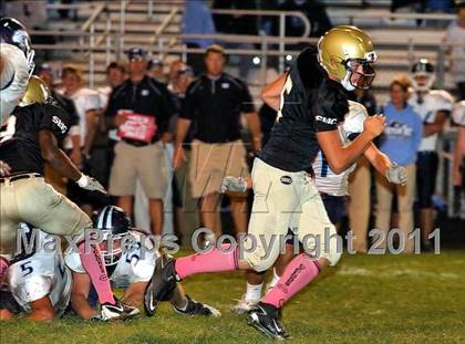 Thumbnail 3 in Mater Dei @ Sacred Heart-Griffin photogallery.