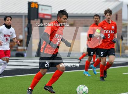 Thumbnail 3 in Horn vs. Texas (Forney Kickoff Tournament) photogallery.