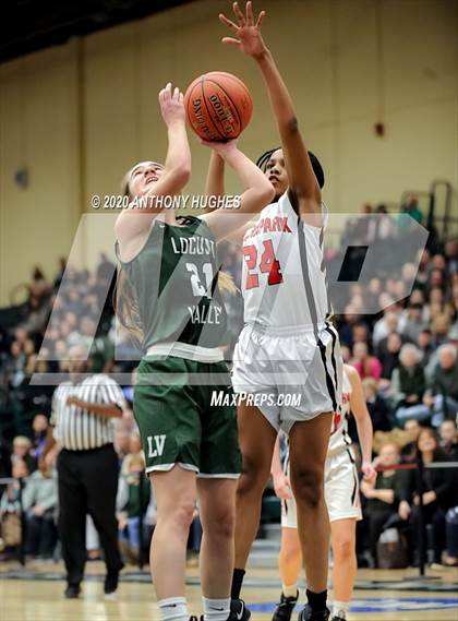Thumbnail 3 in Locust Valley vs. Floral Park (Section VIII Class A Championship) photogallery.