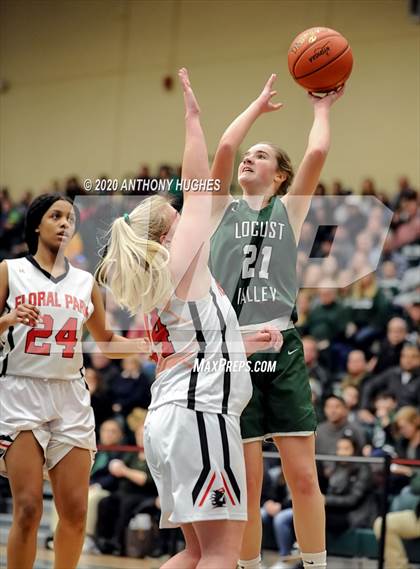 Thumbnail 1 in Locust Valley vs. Floral Park (Section VIII Class A Championship) photogallery.