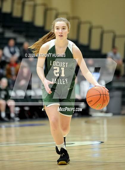 Thumbnail 3 in Locust Valley vs. Floral Park (Section VIII Class A Championship) photogallery.