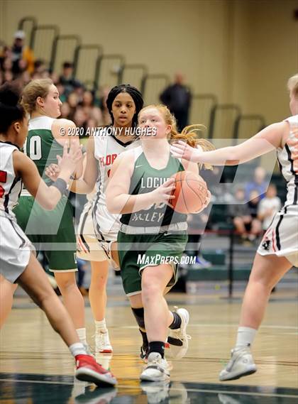 Thumbnail 1 in Locust Valley vs. Floral Park (Section VIII Class A Championship) photogallery.