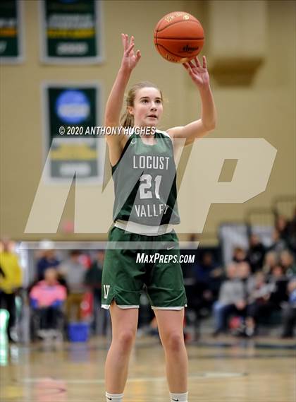 Thumbnail 1 in Locust Valley vs. Floral Park (Section VIII Class A Championship) photogallery.
