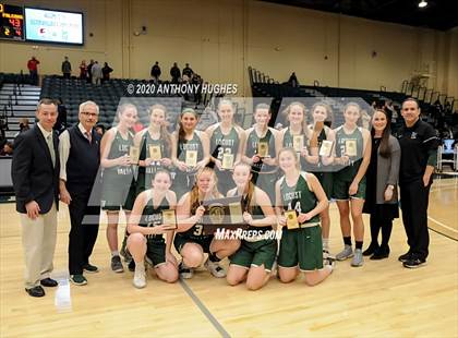 Thumbnail 2 in Locust Valley vs. Floral Park (Section VIII Class A Championship) photogallery.
