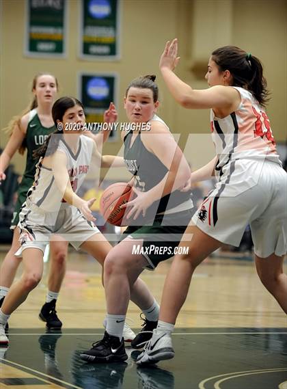 Thumbnail 2 in Locust Valley vs. Floral Park (Section VIII Class A Championship) photogallery.