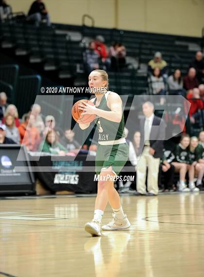 Thumbnail 2 in Locust Valley vs. Floral Park (Section VIII Class A Championship) photogallery.
