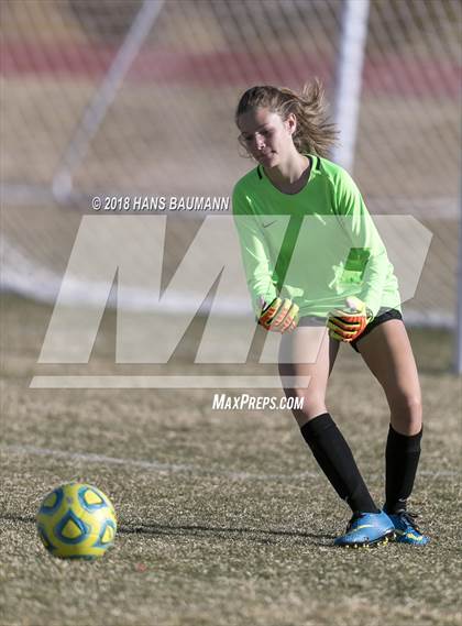 Thumbnail 2 in Sparks @ Truckee photogallery.