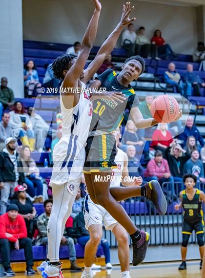 Thumbnail 1 in Terry Sanford vs. Pine Forest (Cumberland County Holiday Classic 2nd Round) photogallery.
