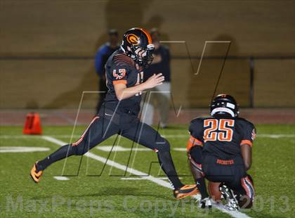 Thumbnail 1 in Gilmer vs. Pittsburg (UIL 3A Area Playoff) photogallery.