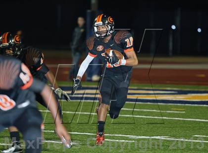 Thumbnail 3 in Gilmer vs. Pittsburg (UIL 3A Area Playoff) photogallery.
