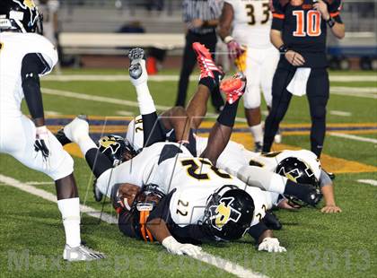 Thumbnail 2 in Gilmer vs. Pittsburg (UIL 3A Area Playoff) photogallery.