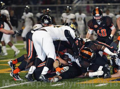 Thumbnail 3 in Gilmer vs. Pittsburg (UIL 3A Area Playoff) photogallery.
