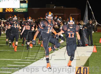 Thumbnail 1 in Gilmer vs. Pittsburg (UIL 3A Area Playoff) photogallery.