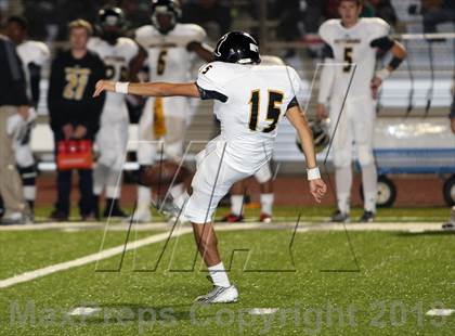 Thumbnail 1 in Gilmer vs. Pittsburg (UIL 3A Area Playoff) photogallery.