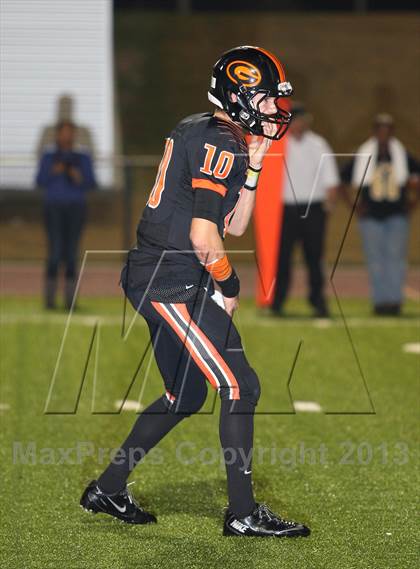Thumbnail 1 in Gilmer vs. Pittsburg (UIL 3A Area Playoff) photogallery.