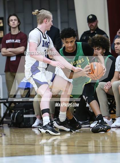 Thumbnail 2 in IMG Academy vs. AZ Compass Prep (Spalding Hoophall Classic) photogallery.