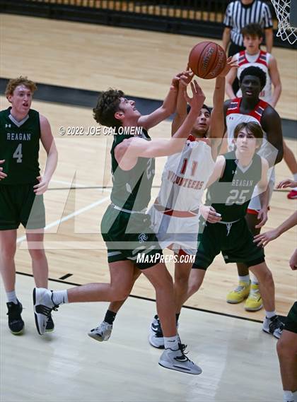 Thumbnail 3 in Reagan [Ronald] vs Lee photogallery.