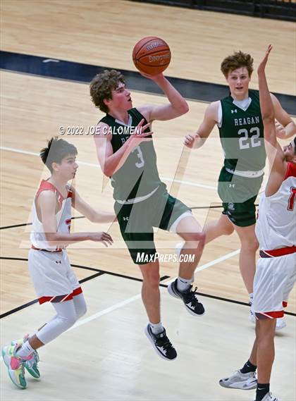 Thumbnail 1 in Reagan [Ronald] vs Lee photogallery.