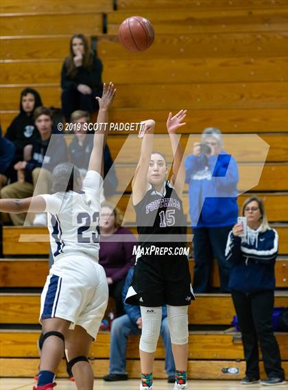 Thumbnail 2 in Madison vs. Foothills Christian (CIF SDS D4 Championship) photogallery.