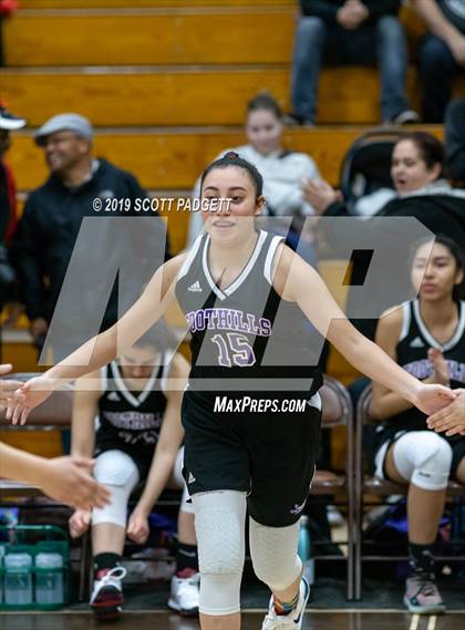 Thumbnail 1 in Madison vs. Foothills Christian (CIF SDS D4 Championship) photogallery.