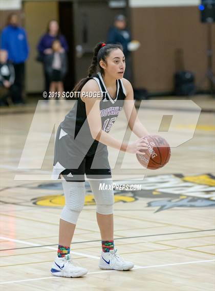 Thumbnail 1 in Madison vs. Foothills Christian (CIF SDS D4 Championship) photogallery.