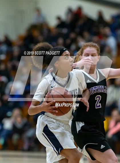 Thumbnail 1 in Madison vs. Foothills Christian (CIF SDS D4 Championship) photogallery.