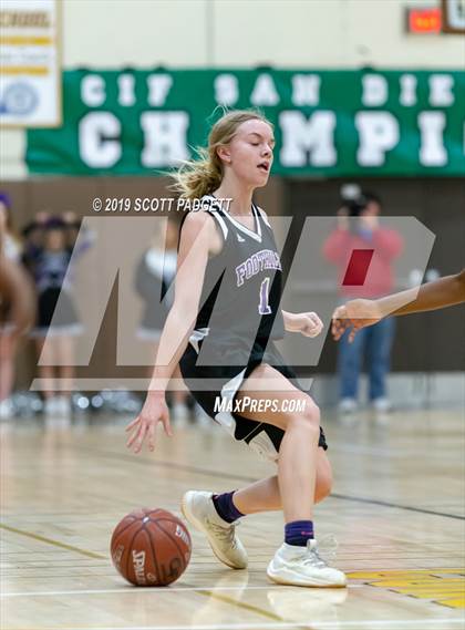 Thumbnail 2 in Madison vs. Foothills Christian (CIF SDS D4 Championship) photogallery.
