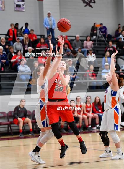 Thumbnail 2 in Two Rivers vs. Atkins  (AAA 3A Regional Playoff) photogallery.