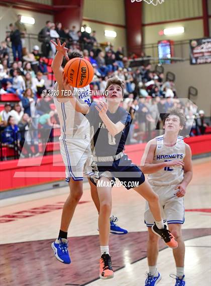 Thumbnail 3 in South Side vs. Maumelle Charter (AAA 2A Regional Playoff) photogallery.