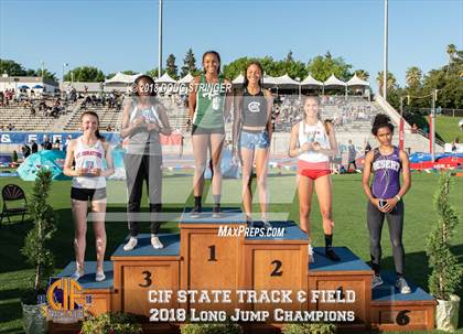 Thumbnail 2 in CIF State Track and Field Championship Awards (Girls Track and Field Events) photogallery.
