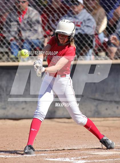 Thumbnail 3 in Manti vs. Grantsville (UHSAA 3A Quarterfinal) photogallery.