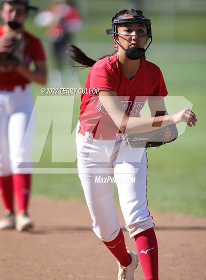 Thumbnail 1 in Manti vs. Grantsville (UHSAA 3A Quarterfinal) photogallery.
