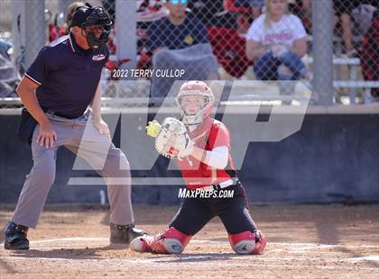 Thumbnail 2 in Manti vs. Grantsville (UHSAA 3A Quarterfinal) photogallery.
