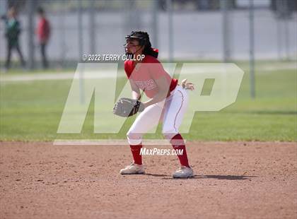 Thumbnail 2 in Manti vs. Grantsville (UHSAA 3A Quarterfinal) photogallery.