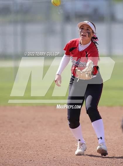 Thumbnail 2 in Manti vs. Grantsville (UHSAA 3A Quarterfinal) photogallery.