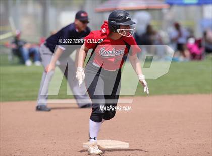 Thumbnail 2 in Manti vs. Grantsville (UHSAA 3A Quarterfinal) photogallery.