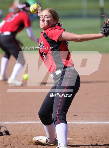 Thumbnail 3 in Manti vs. Grantsville (UHSAA 3A Quarterfinal) photogallery.