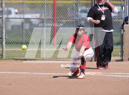 Thumbnail 2 in Manti vs. Grantsville (UHSAA 3A Quarterfinal) photogallery.