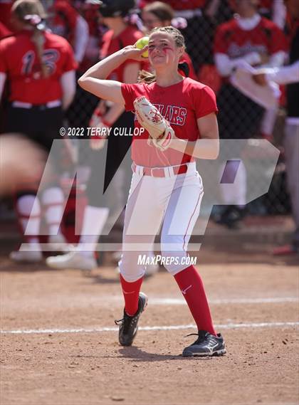Thumbnail 1 in Manti vs. Grantsville (UHSAA 3A Quarterfinal) photogallery.